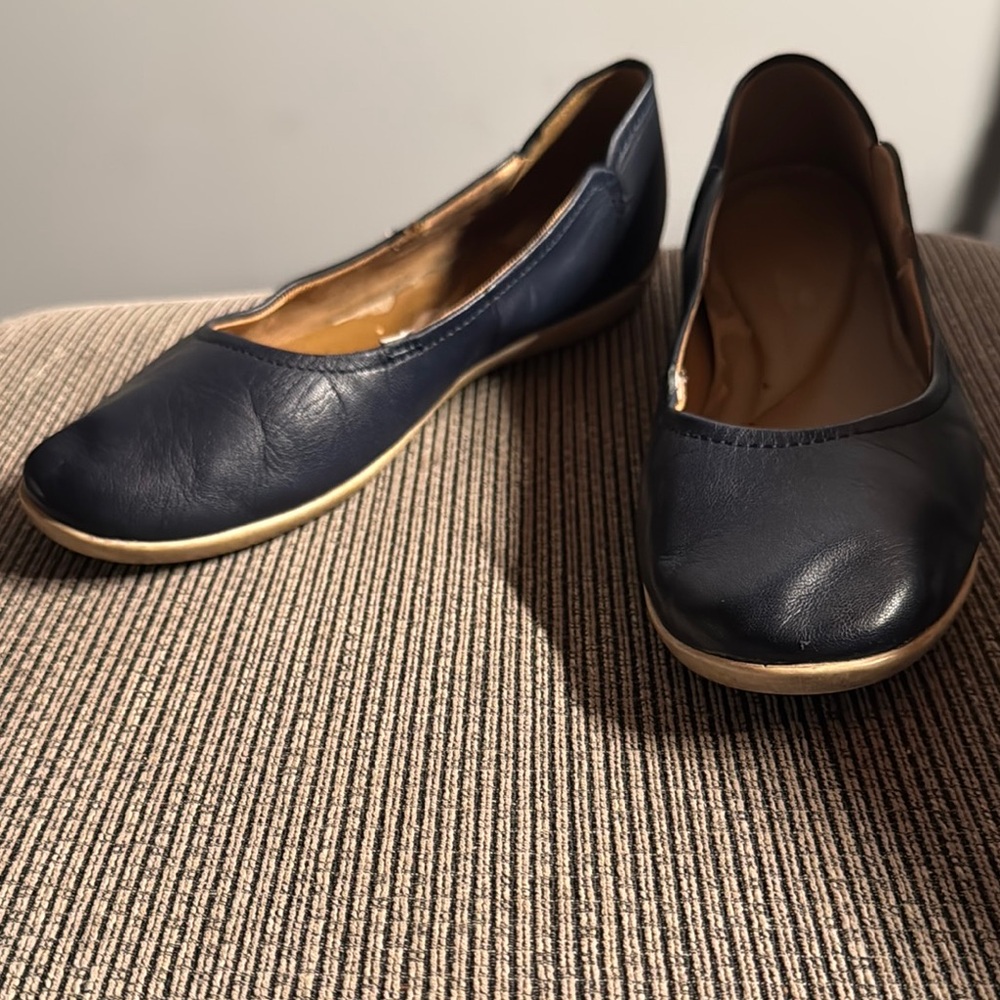 3/$15! 🎈 Women's Navy Flats